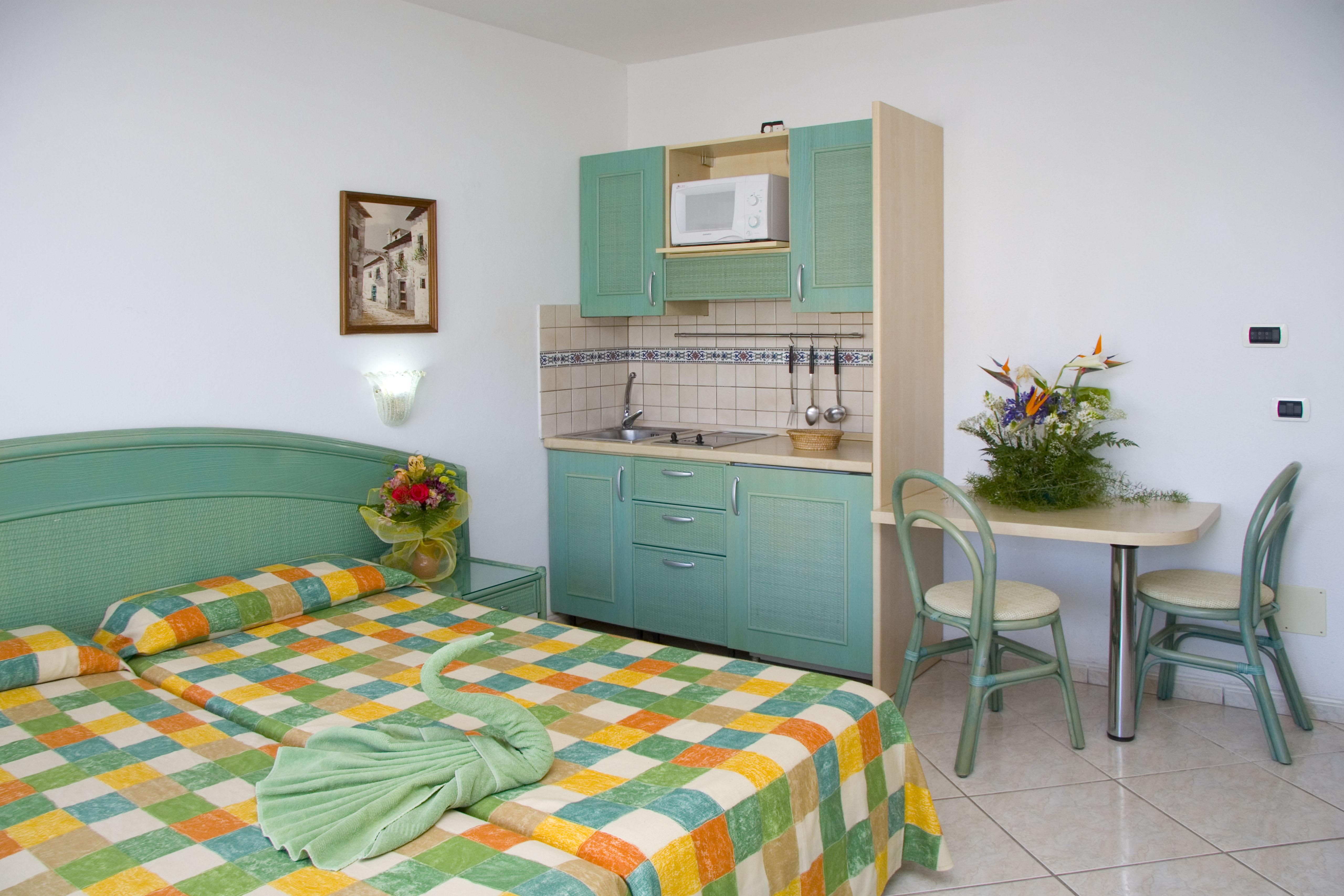 Aparthotel Esquinzo Y Monte Del Mar Playa De Esquinzo Exteriör bild