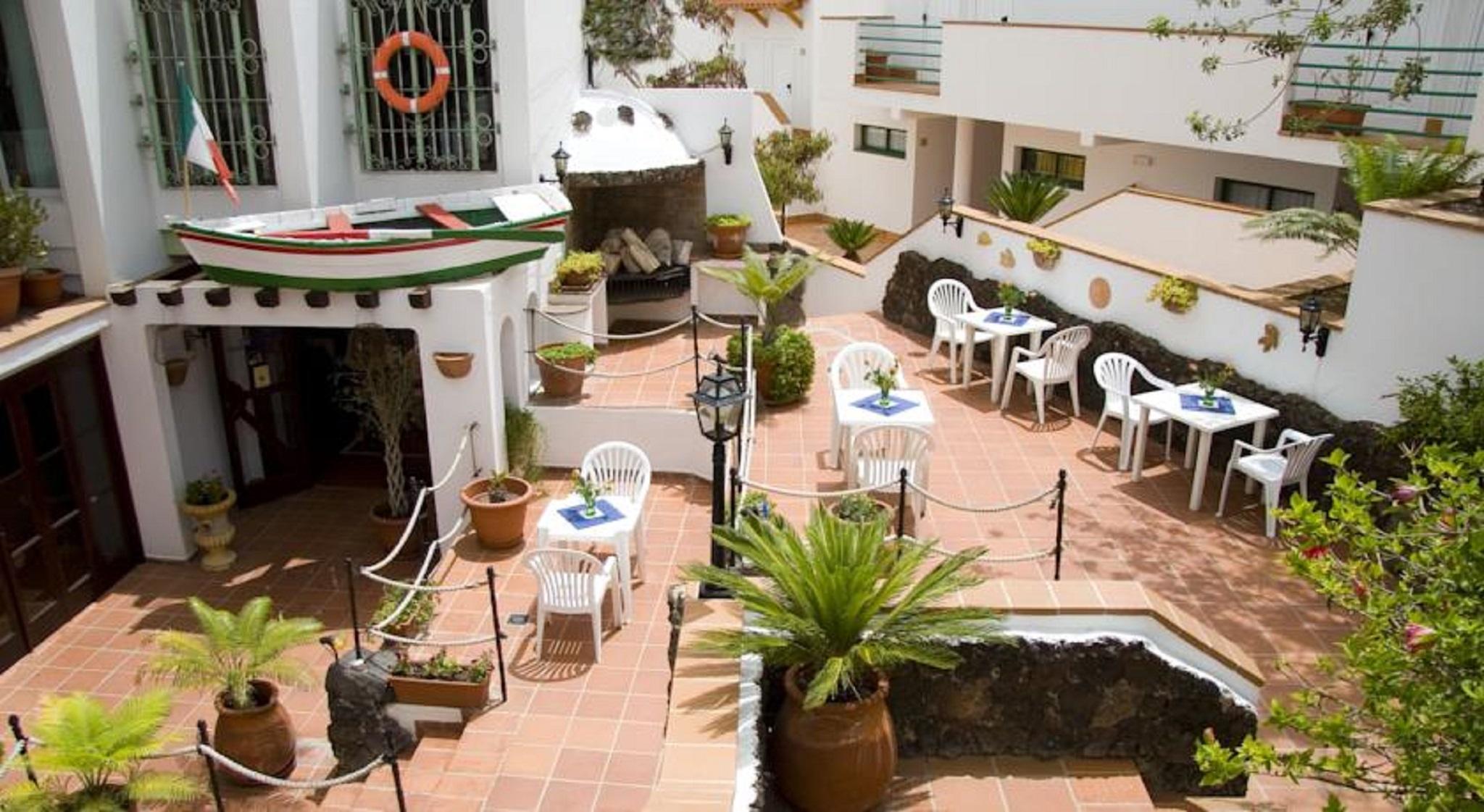 Aparthotel Esquinzo Y Monte Del Mar Playa De Esquinzo Exteriör bild