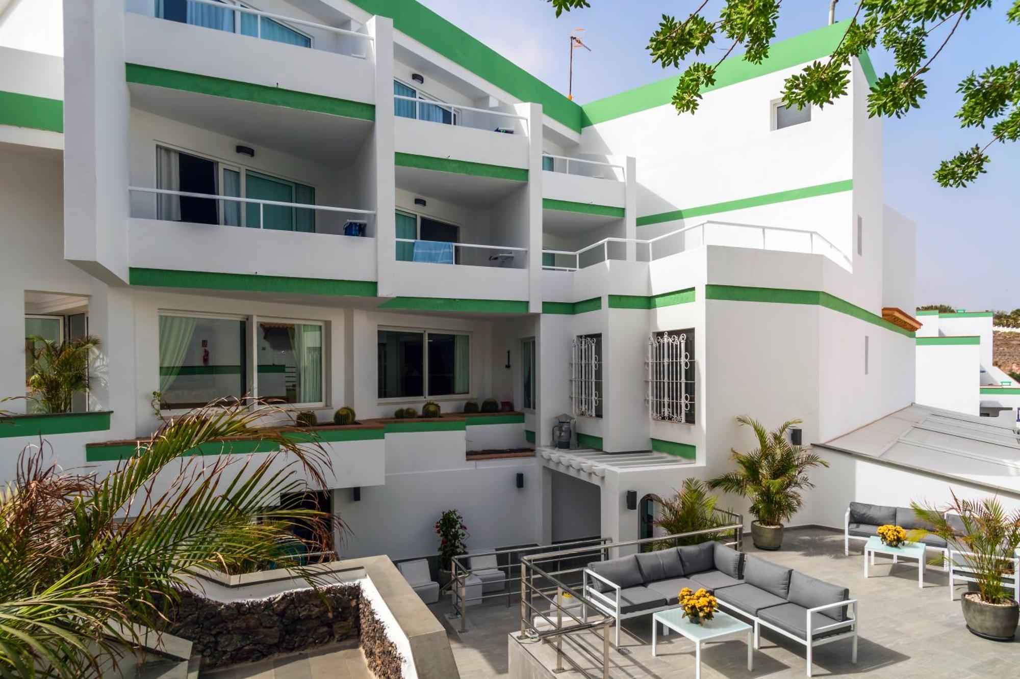 Aparthotel Esquinzo Y Monte Del Mar Playa De Esquinzo Exteriör bild