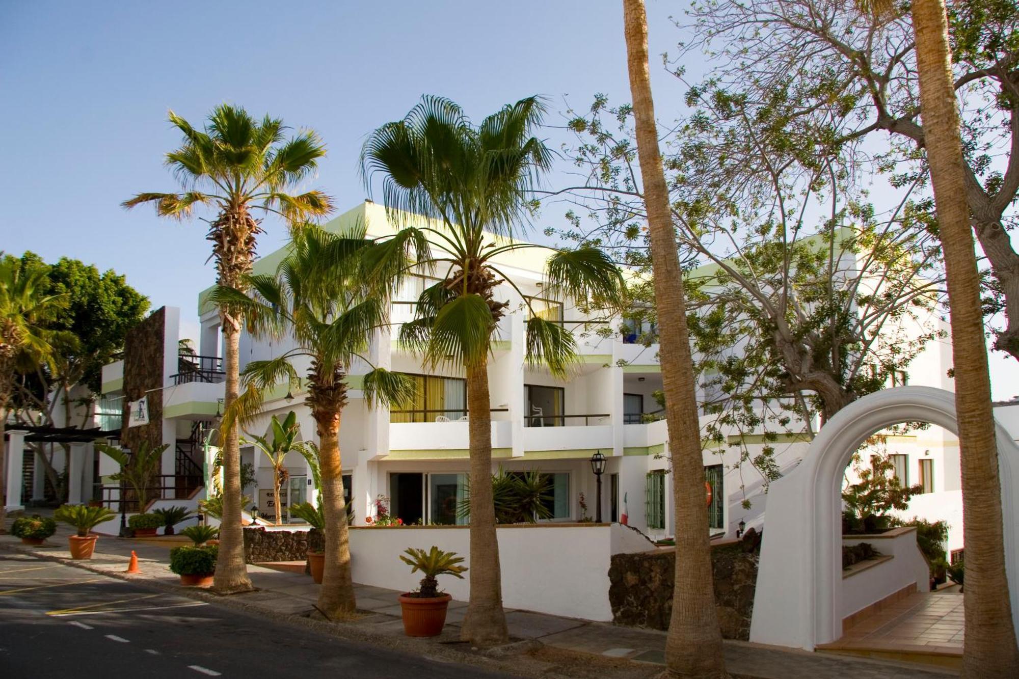 Aparthotel Esquinzo Y Monte Del Mar Playa De Esquinzo Exteriör bild