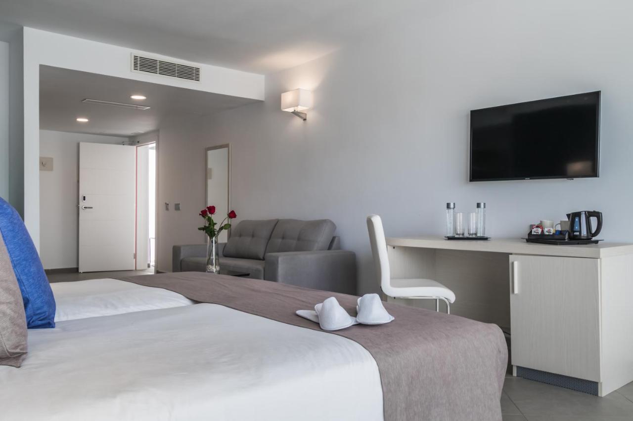 Aparthotel Esquinzo Y Monte Del Mar Playa De Esquinzo Exteriör bild